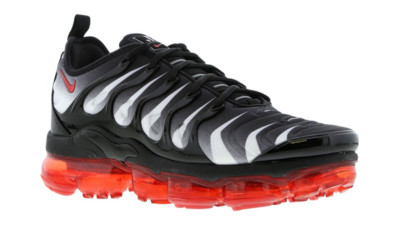 nike air vapormax plus shark black red white