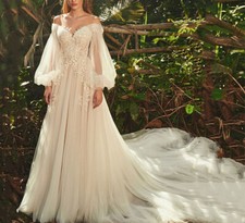 Elegant Tulle Appliques Wedding Dresses Puff Sleeves A-line Bridal Gown Backless