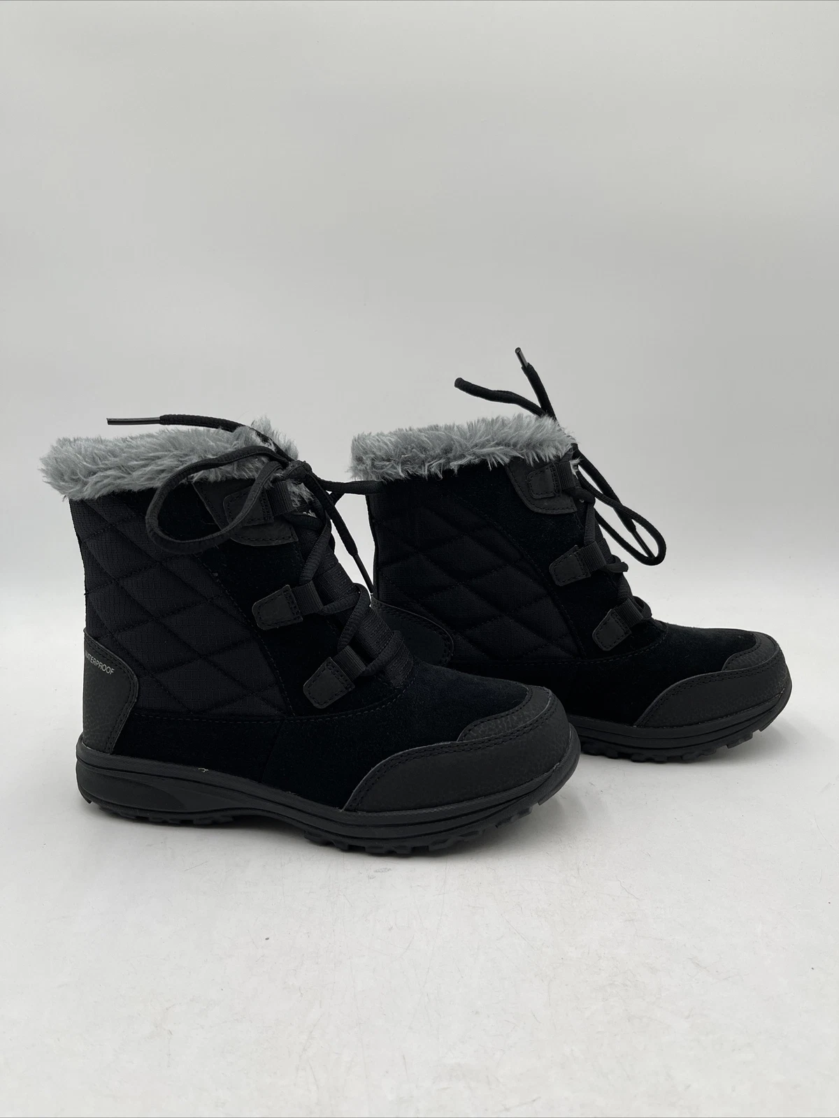 Columbia Women's Ice Maiden Shorty Snow Boot Black Size 5