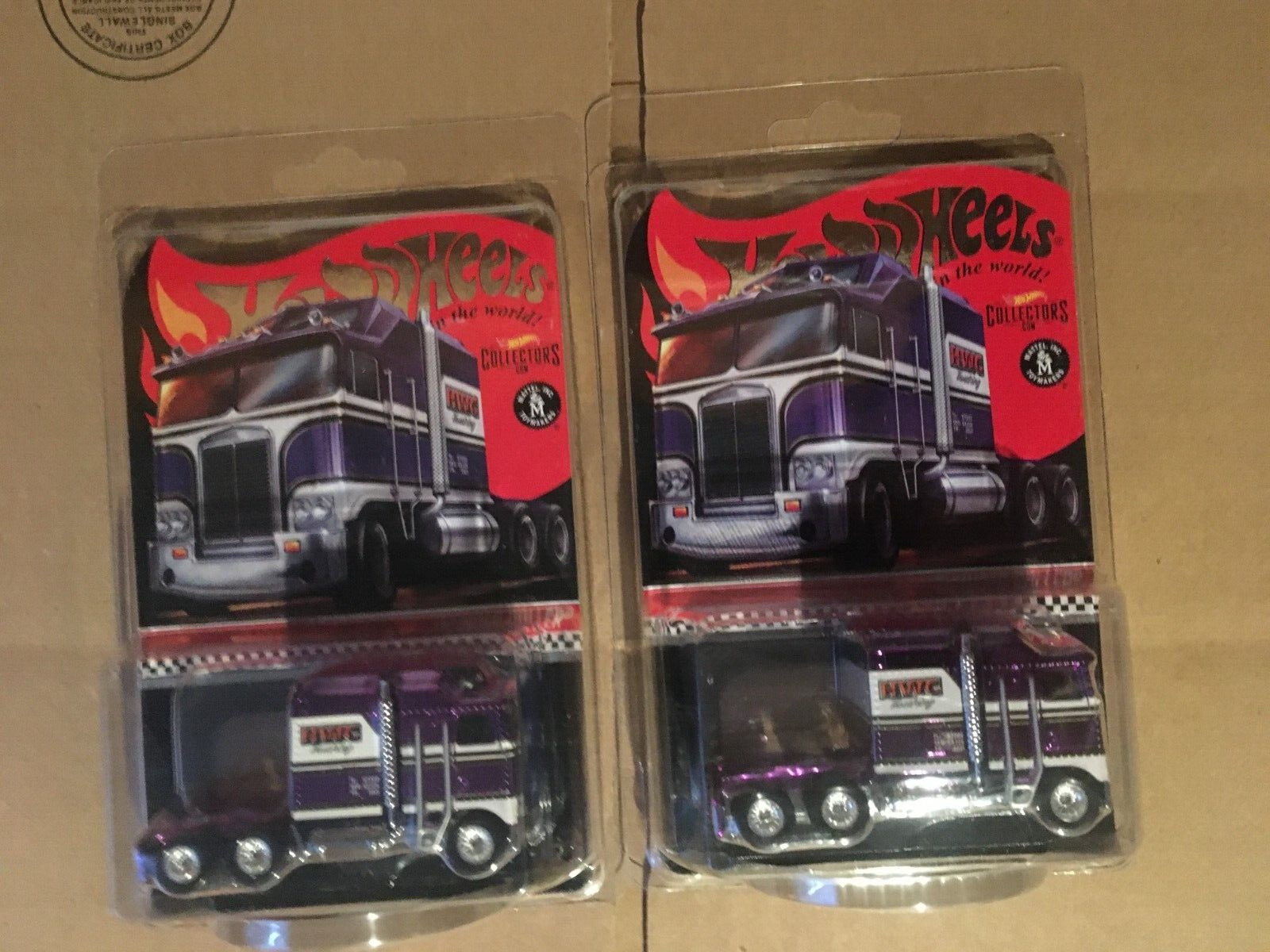 2020 Hot Wheels Red Line Club Exclusive Thunder Roller Kenworth