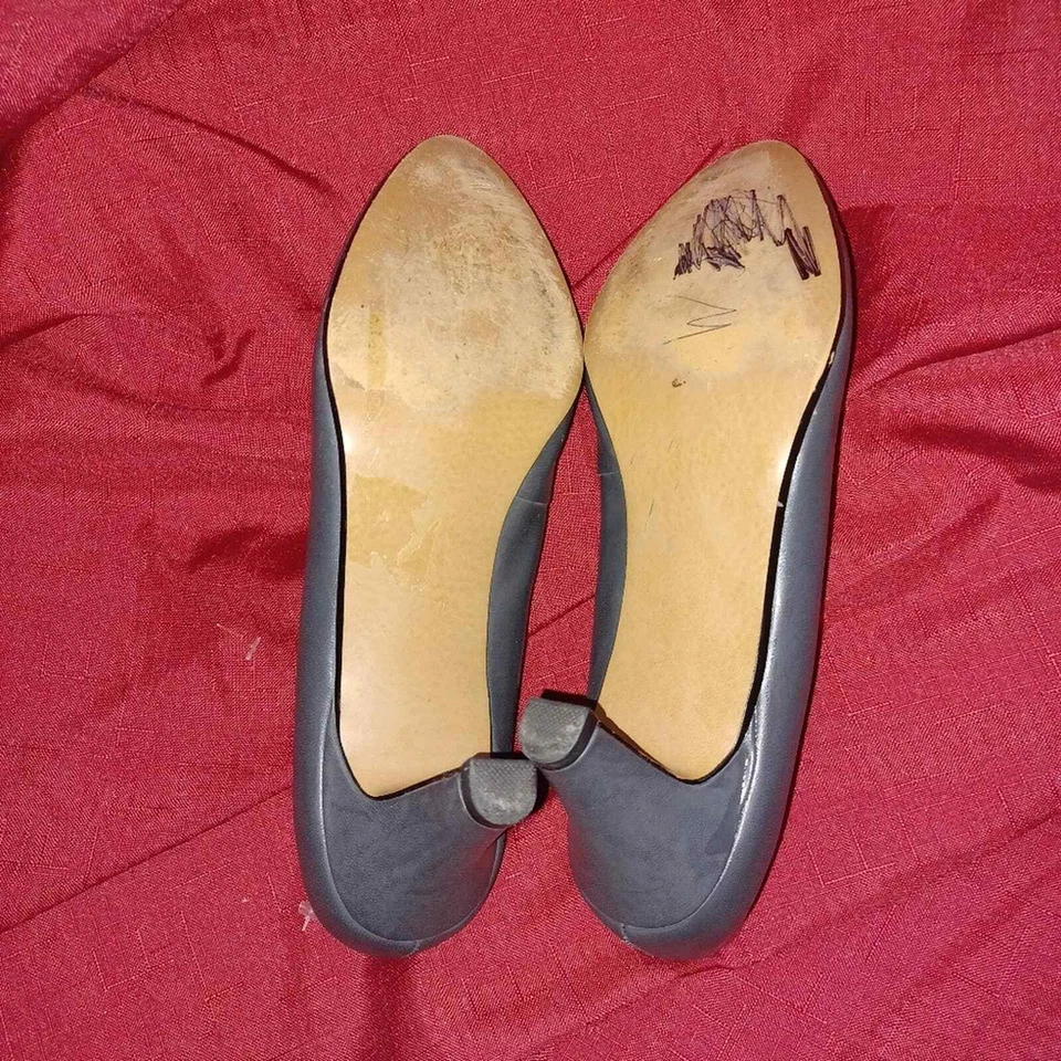 Lifestride Parigi Blue Pointed Toe Pumps sz 8N - Image 3 of 4