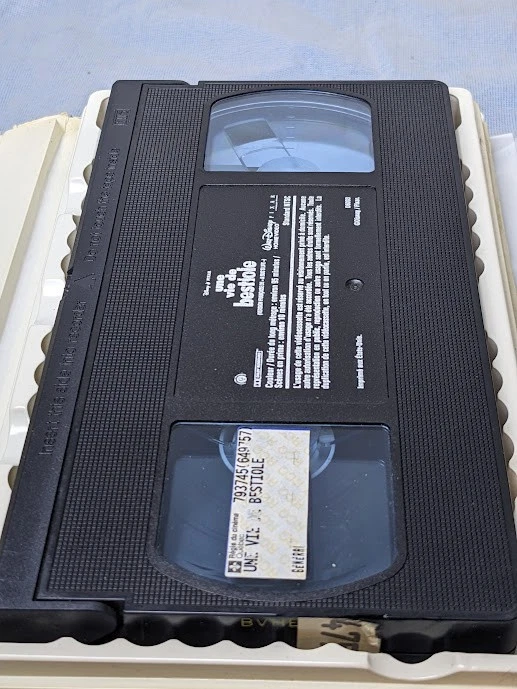 Trio VHS VF – Petites Créatures, Grandes Aventures : Fourmiz / Bestiole / Glace - Image 4 of 4