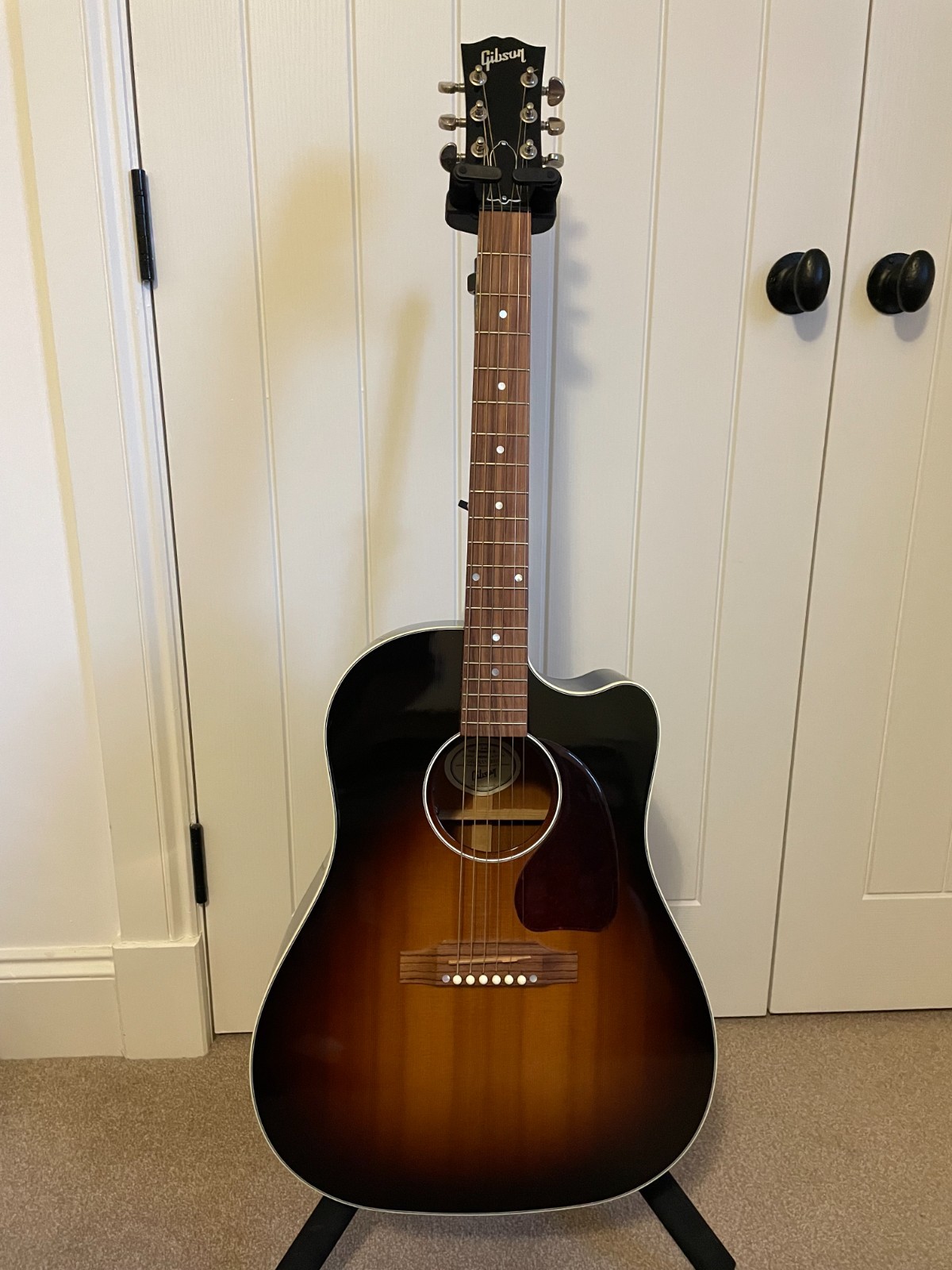 GIBSON J45 Limited Run 2018/19 Cutaway Tobacco Sunburst