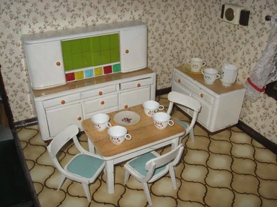 Küchemöbel v Paul Hübsch 1:10 für Puppenhaus-Puppenstube-Puppenmöbel - Bild 1 von 3
