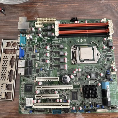 ASUS P8B-M Serverboard Mainboard MicroATX Sockel 1155 +intel Xeon E3-1225 3,1Ghz