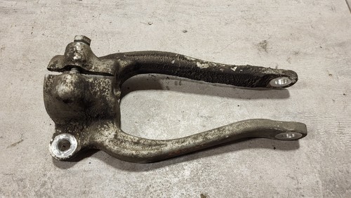 BMW G30 530D XDRIVE, Federbeinhalter links, 31126861199