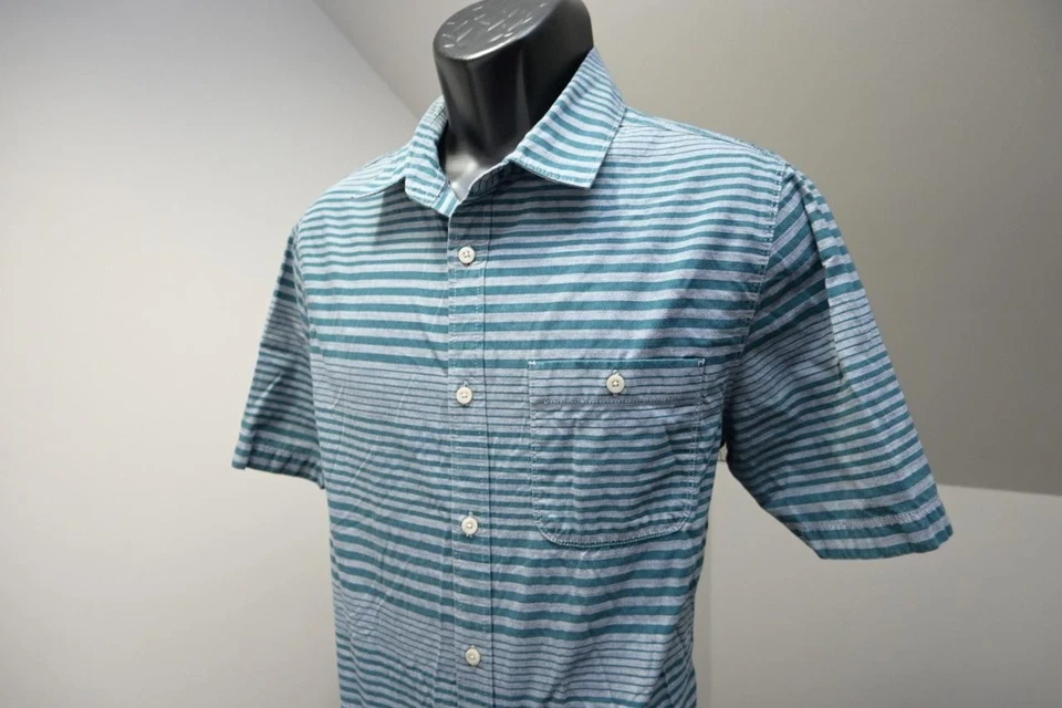 North Face Camp Shirt Striped Short Sleeve Hiking Pocket Button Up Mens Medium - Image 3 of 4