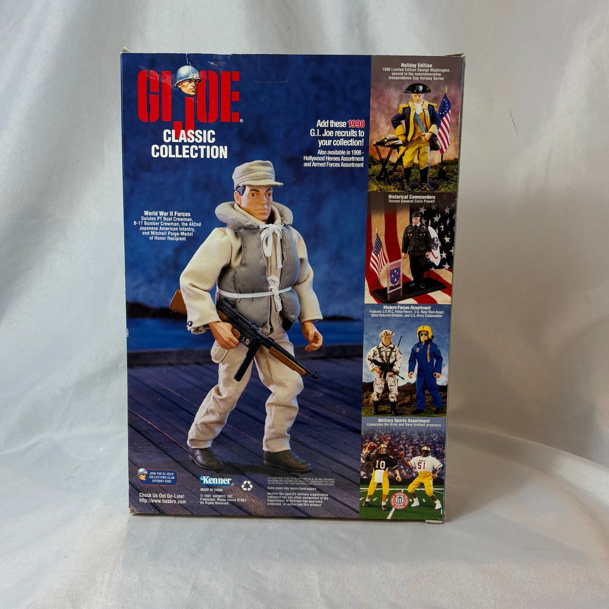 G.I. Joe B-17 Bomber Crewman フィギュア Amazon.com: GI Joe Classic Collection WWII Forces B-17