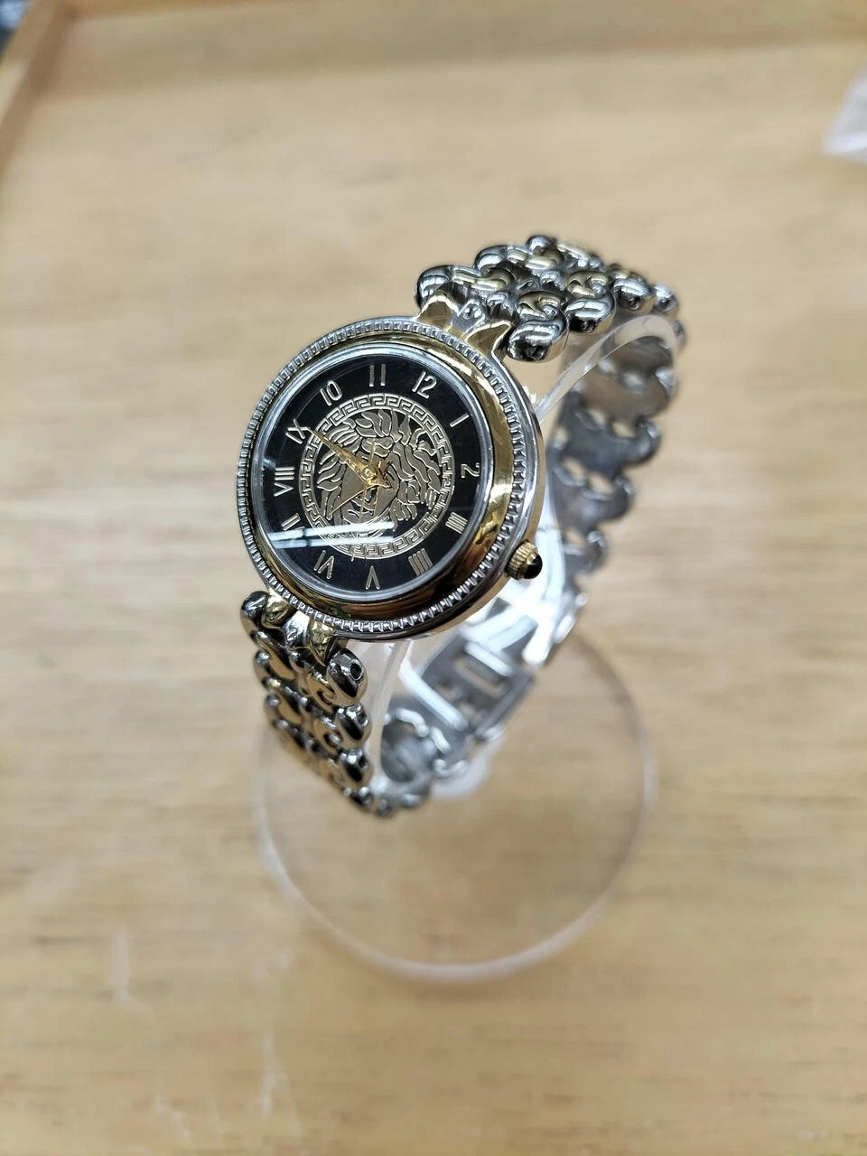 Orologio donna VERSACE Medusa 7008002 monete quadrante nero analogico quarzo usatoto te