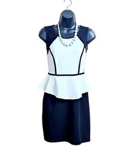 En Focus Black & White Peplum Dress Women's Size 4P Lace Fitted Stretch Classic