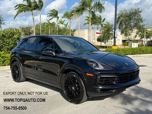 2022 Porsche Cayenne Platinum Edition Sport Utility 4D Image 1 of 2