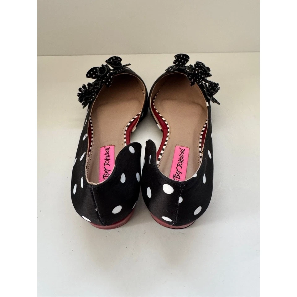 Zapatos retro Betsey Johnson talla 7,5 para mujer negros a lunares planos lazo punta Foto 3 de 4