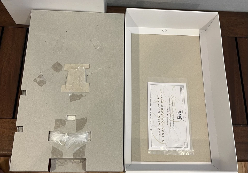 The Wizard of Oz Fantasy Glamour GLINDA Barbie Doll #CJF31 Gold Label Rare - Image 4 of 4