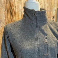Magellan Outdoor Youth Full-Zip Fleece Jacket Grey Large 3 Pockets