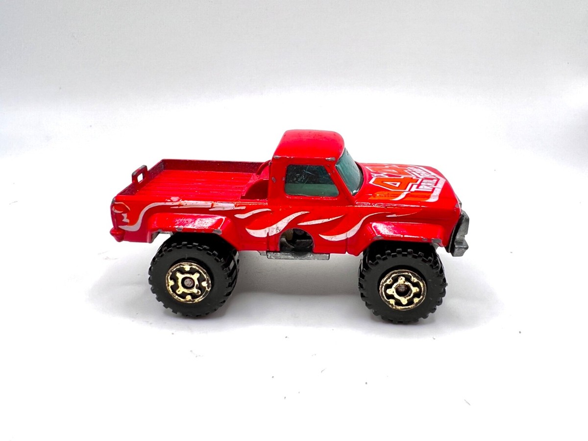 1983 Matchbox 4x4 Trail Tramp Mega Blaster Cap Car Red VG/NM Loose