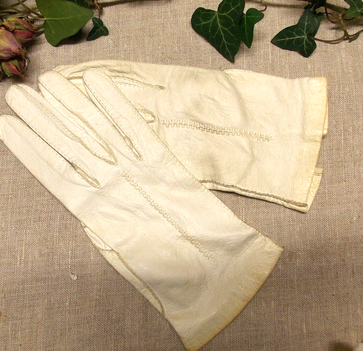 Gants Femme Vintage En Cuir – Taille 7,5 – Blanc – Fabriqués En France – Très Bon État