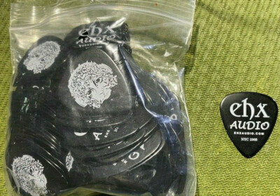 Electro-Harmonix Medium Guitar Picks - Pack of 20