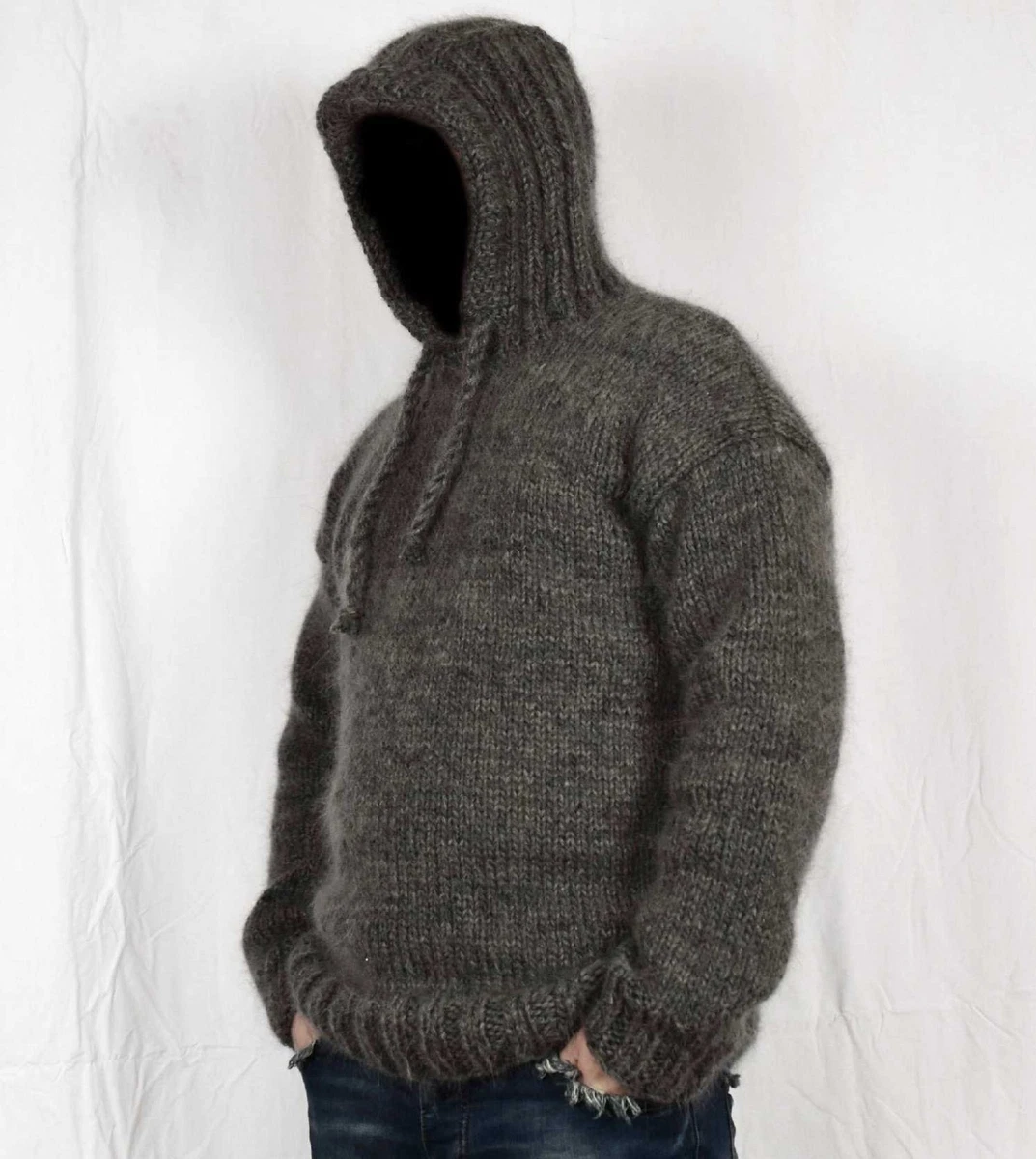 Knitwear and Sweatshirts - Men