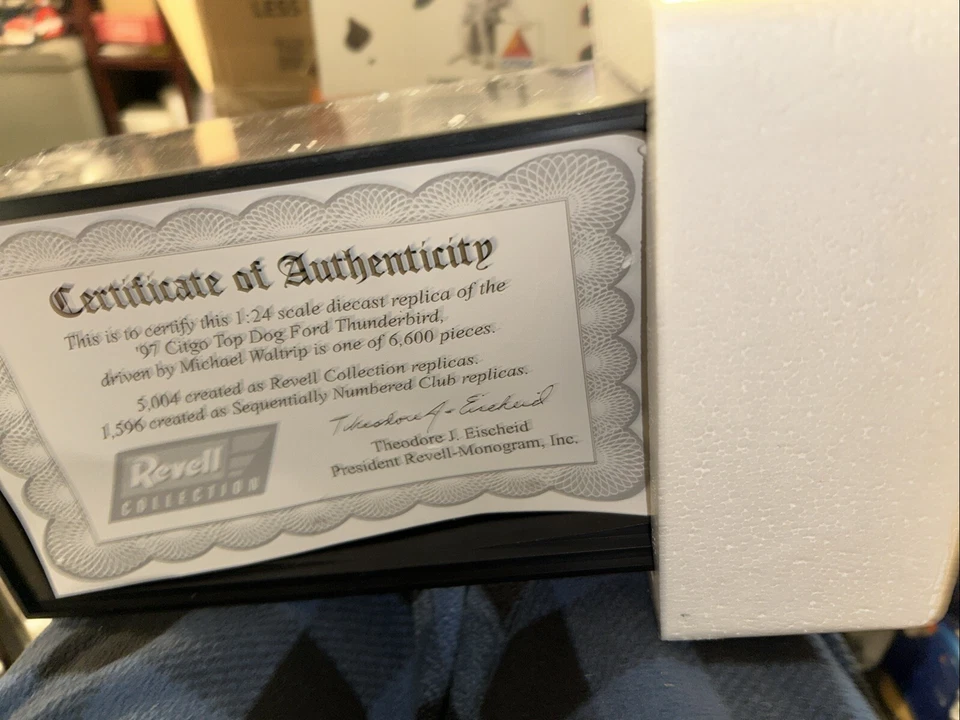 Nascar 1997 Michael Waltrip #21 Citgo Top Dog 1/24 Revell fundido a presión con certificado de autenticidad Foto 2 de 4