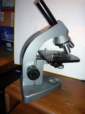 MICROSCOPE MONOCULAIRE LEITZ H M