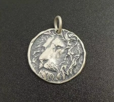Handmade Unique Antiqued Sterling Silver Lion Head Round Charm Pendant Necklace