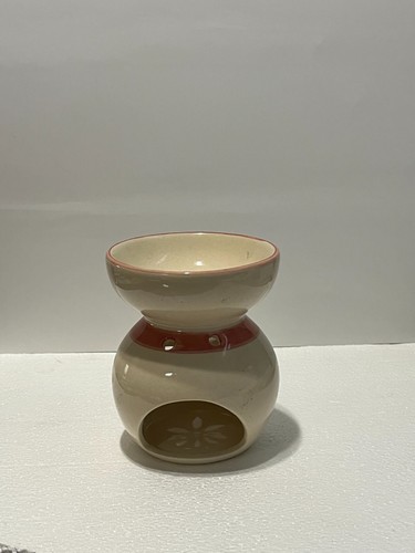 Ceramic Love Design/ Tealight Candle Holder Fragrance Oil Warmer/Diffuser - Picture 3 of 4