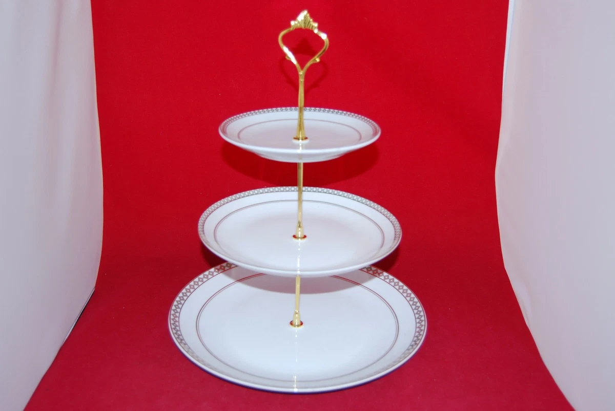 Swan top cake stand