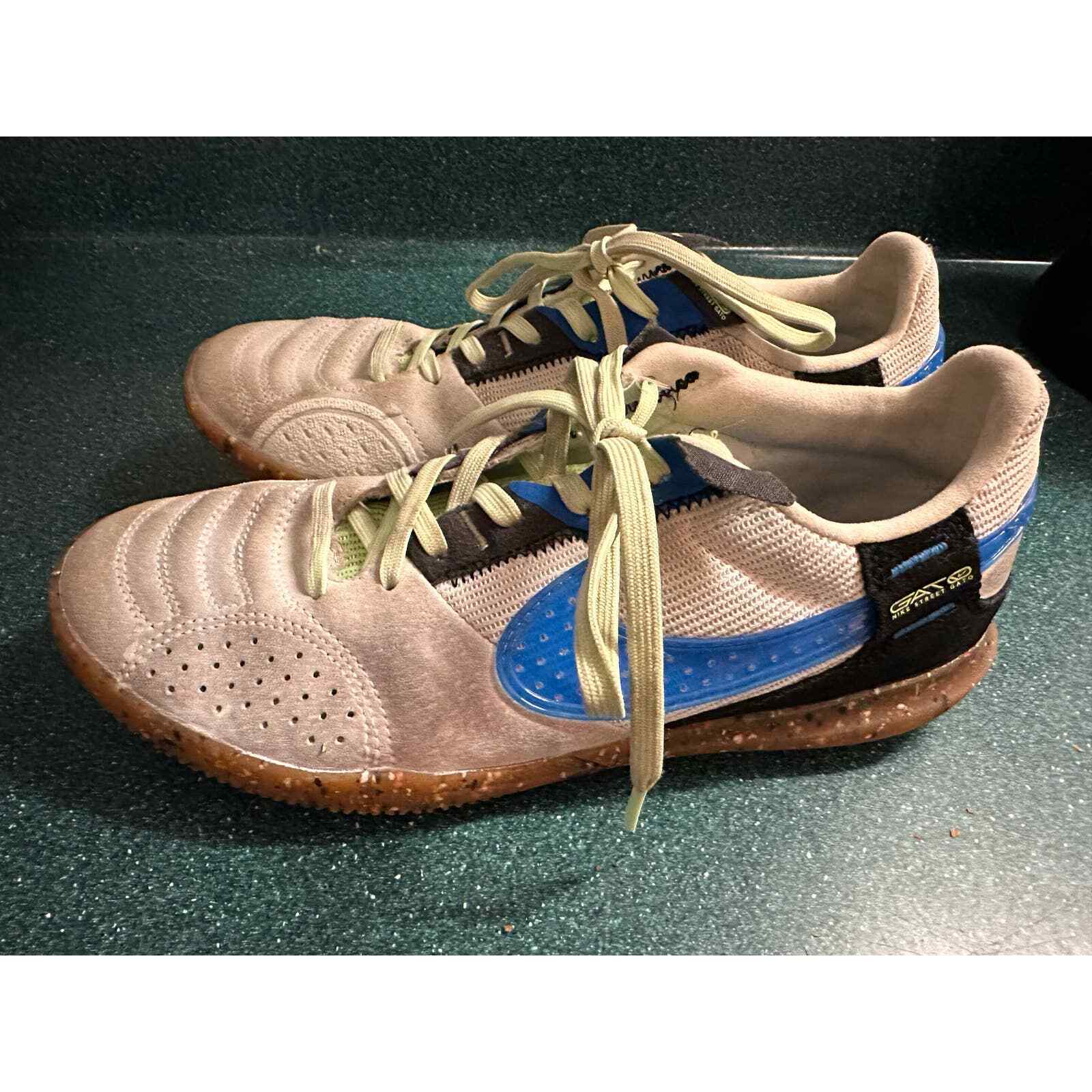 Men’s Nike street Gato Indoor Soccer shoes Size 6 Gem