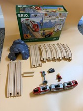 BRIO World 33773 Railway Starter Set