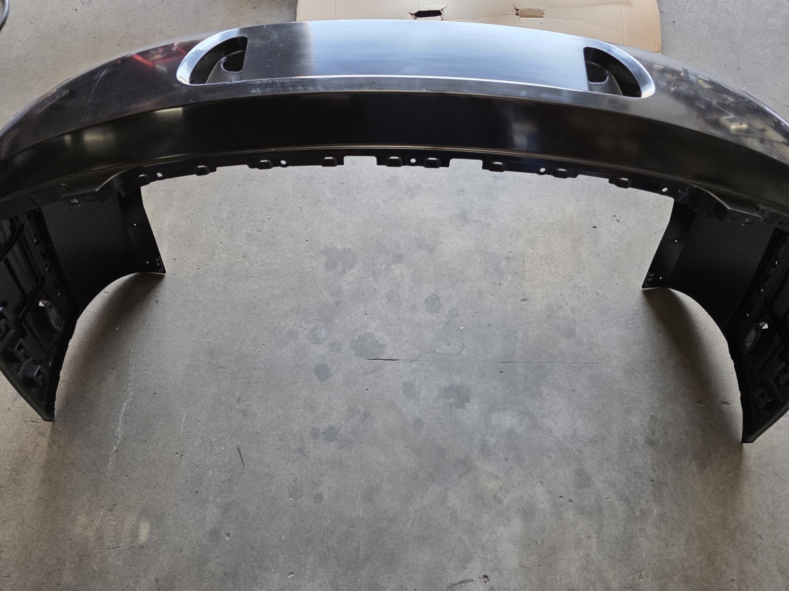 BENTLEY FLYING SPUR REAR BUMPER OEM 3W5807421D 3W5807417AK