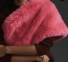 MerSea Cozy  Faux Fur Plush Soft Reversible Beige/Coral Pink Pull Through Scarf