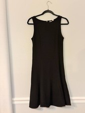 Gap Sleeveless Womens Fluted Dress, Size 2 True Black