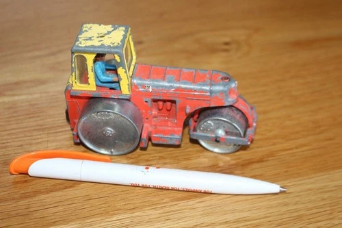 Dinky Toys No. 279 Aveling Barford Diesel Roller vintage antique diecast toy