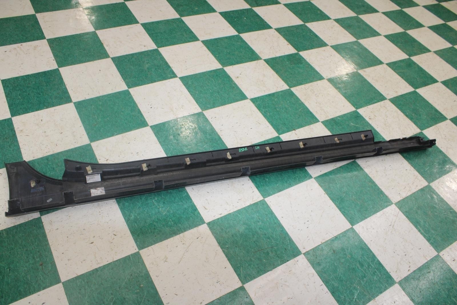 14-19 MASERATI GHIBLI *SCUFFS Blue Left LH Driver Side Skirt Rocker Moulding OEM