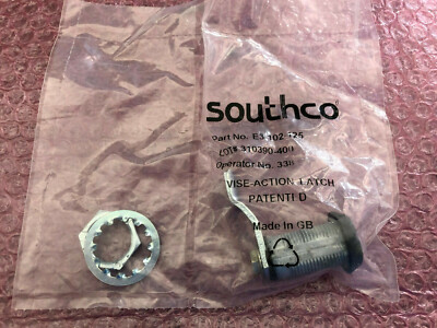 Southco E3-102-125 Kompressionsverschluss, Schlüssel 3mm Doppelbart, Neu OVP