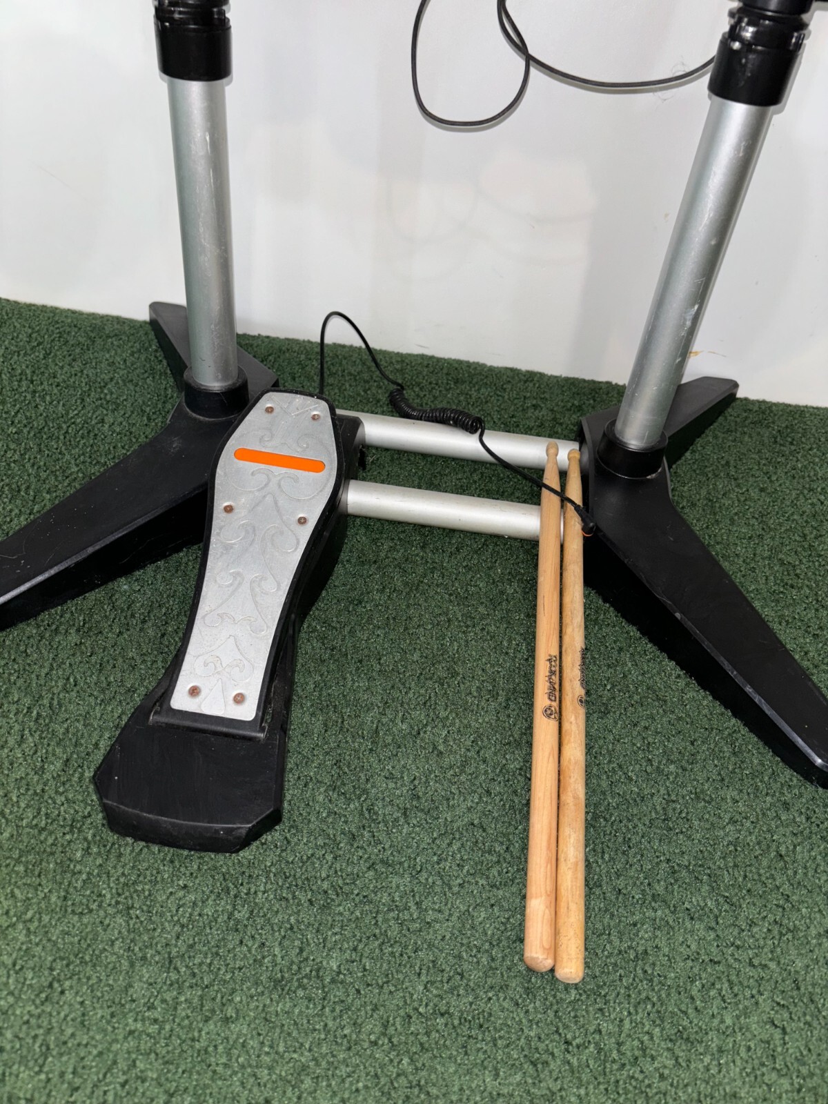 Nintendo Wii Rock Band 3 ProDrum & ProCymbal Drum Full Set CLEAN