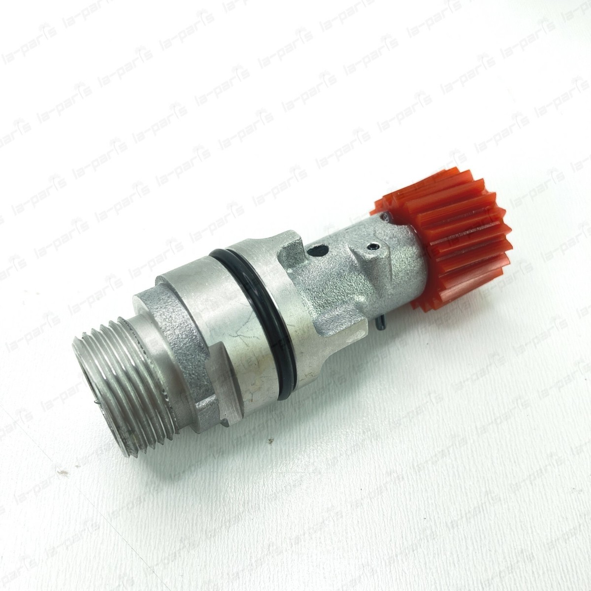 GENUINE NISSAN 200SX 720 PICKUP SPEEDOMETER PINION ASSEMBLY GENUINE NISSAN 200SX 720 PICKUP SPEEDOMETER PINION ASSEMBLY