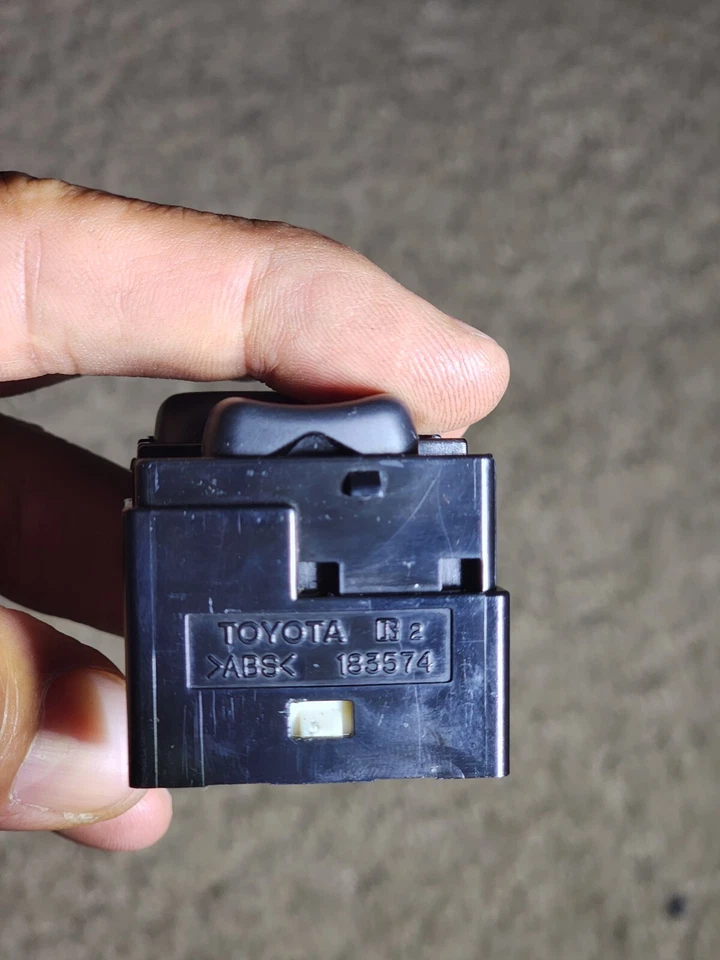 Interruptor de espejo retrovisor puerta delantera izquierda Dorman para Toyota Corolla 2003-2008 2004 2005 2006 Foto 4 de 4