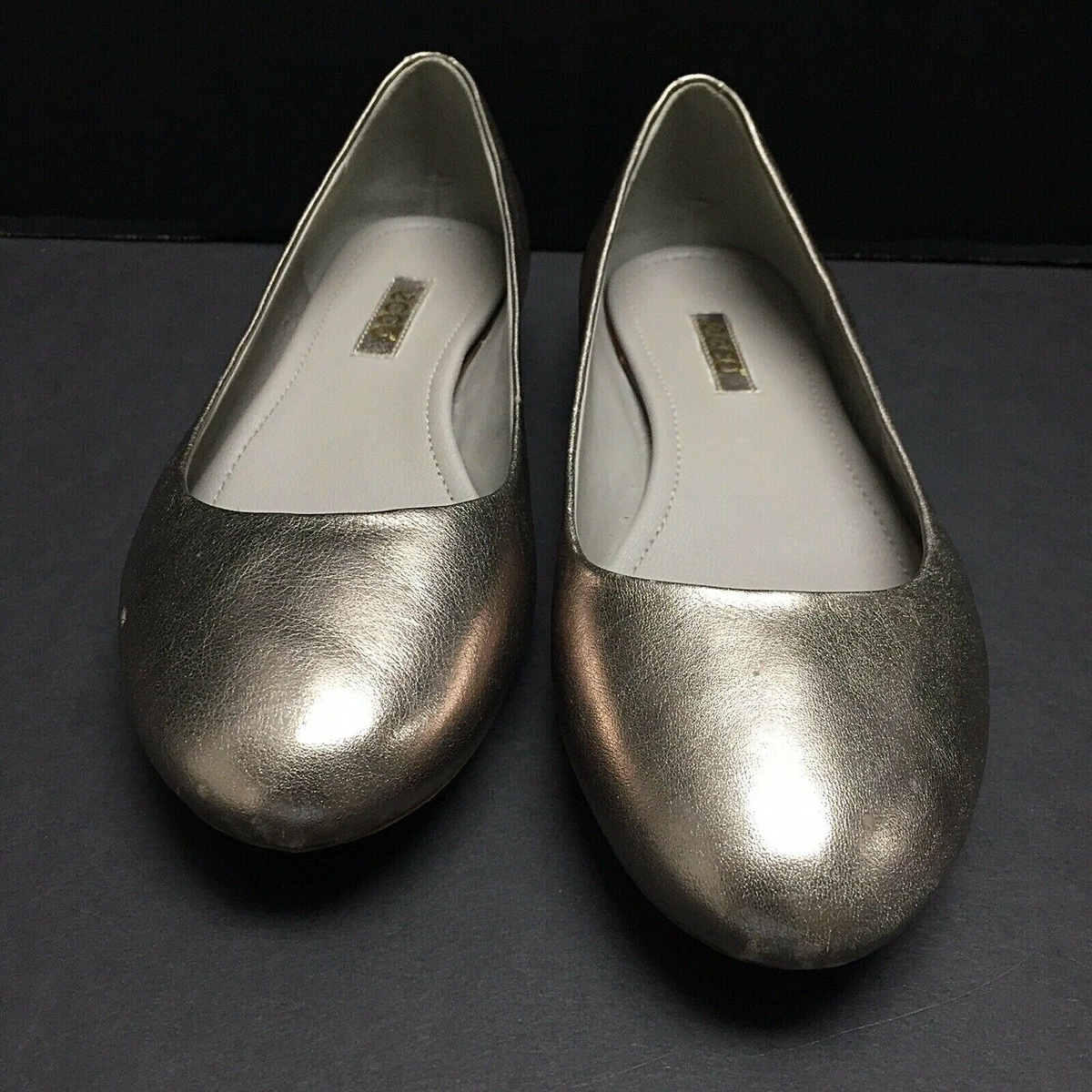 Ecco ballet store