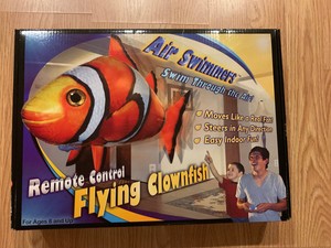 air swimmers remote control flying clownfish