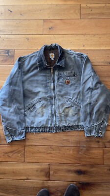 INSANE  DETROIT CARHARTT JACKET   DM BEFOR PURCHASE 