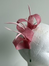 Pink loop fascinator on a metal headband One Only