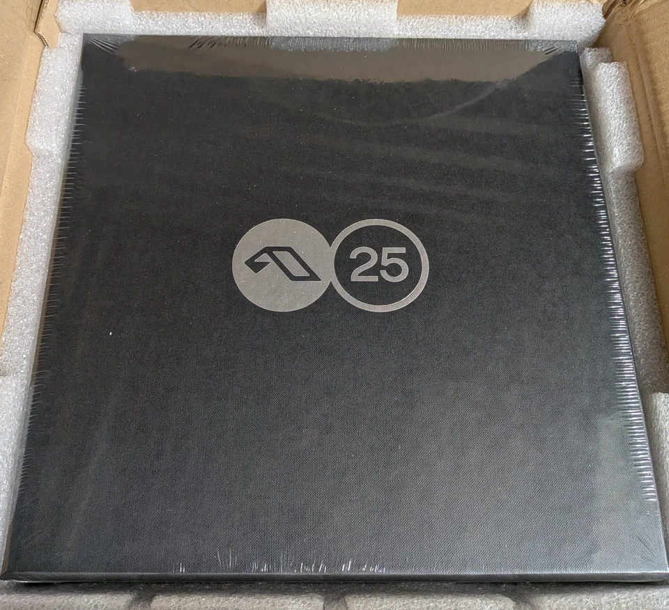 ANJUNA 25 YEARS ANNIVERSARY BOX SET - 10xLP Vinyl LIMITED EDITION *New/Sealed* - Image 2 of 4