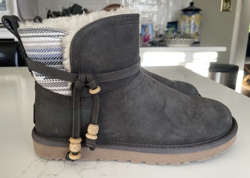 UGG Auburn Serape Water-resistant Mini Boots Sz 8 Casual 1010263 Gray Leather