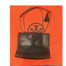 Tory Burch Black Quilted Chain Shoulder Bag Tassel Gold Hardware +Dust Bag