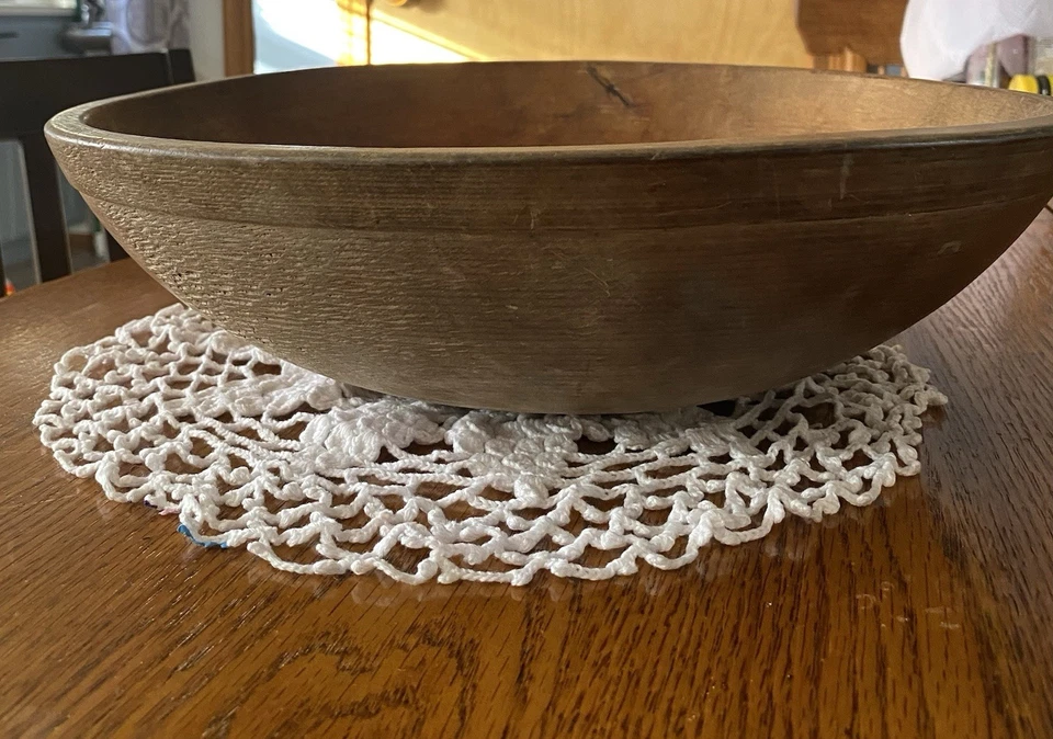 Antiguo cuenco de masa de madera torneado primitivo 15,25” X 13” Foto 3 de 4