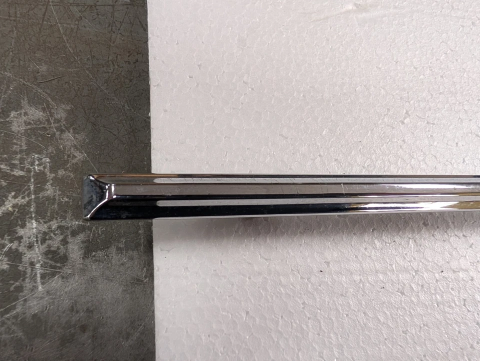 1965 1966 67 凯迪拉克前挡泥板矛成型车身侧 Eldo Deville 2 — 第 4/4 张图片