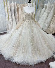 Exquisite Appliques Sequined Wedding Dresses Elegant Sweetheart Long Sleeves