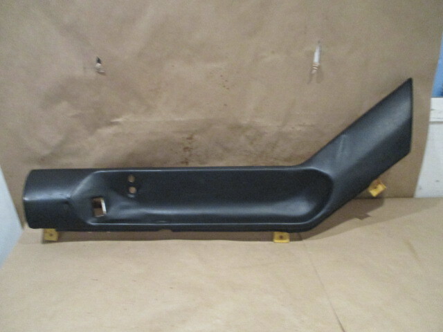 Ferrari 348 - RH Interior Door Central Trim Panel  - P/N 62154400