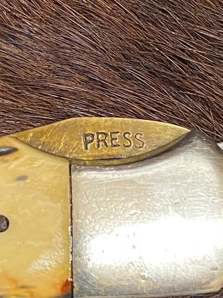 Faca dobrável Schrade+ EUA, 127UH Uncle Henry Hunter, Staglon, 5 1/4" - Imagem 4 de 4